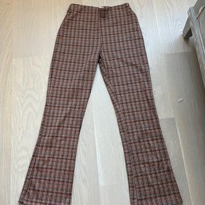 UO Cara High-Waisted Pattern Kick Flare Pant BROWN PLAID